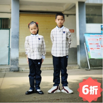 小学生秋季制服